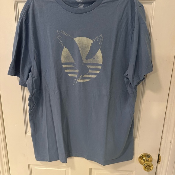 American Eagle men’s extra large T-shirts… One light blue one gray= one price - Picture 10 of 12